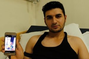 V&uuml;cudunu siper ederek yeğenini korudu