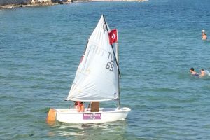 Bursa Mudanya'da yelkenler Zafer Bayramı i&ccedil;in a&ccedil;ıldı