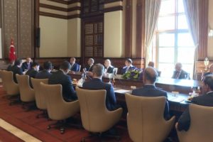Erdoğan Kul&uuml;pler Birliği Heyeti'ni kabul etti