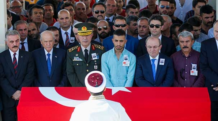 Hakkari şehidi Uzman &Ccedil;avuş Savaş Batu son yolculuğuna uğurlandı