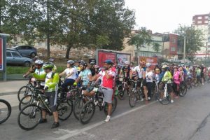 Bursa İznik'te bisiklet&ccedil;iler Zafer turu attı