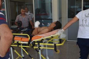 Bursa'da kereste testeresine kaptırdığı parmağı koptu