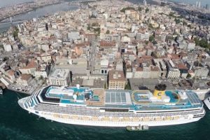 Galataport i&ccedil;in 4.5 milyarlık imzalar atıldı
