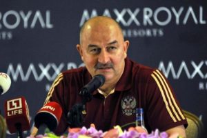 Cherchesov: "T&uuml;rkler bizi gerdi, sıkı m&uuml;cadele ediyorlar"