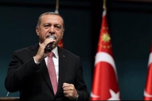 O gece &ccedil;elik yelek giymesini isteyenlere ne dedi?