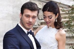 Kıvan&ccedil; Tatlıtuğ ile Başak Dizer kaza ge&ccedil;irdi!