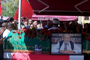 Vedat T&uuml;rkali son yolculuğuna uğurlandı