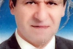 Bakkalı bı&ccedil;akladı, 'k&ouml;pekler s&ouml;yledi' dedi