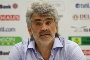 Eski futbolcu Uğur T&uuml;t&uuml;neker g&ouml;zaltına alındı