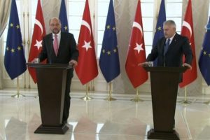 AP Başkanı Schulz'a "Salih M&uuml;slim" sorusu