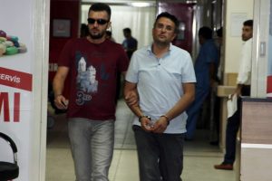 FET&Ouml;'n&uuml;n polis ağabeyi yakalandı