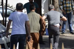 'Peşmerge kıyafetli' kişi g&ouml;zaltına alındı