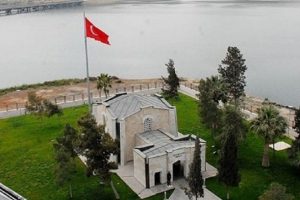 S&uuml;leyman Şah T&uuml;rbesi T&uuml;rkiye'ye tuzak mıydı?