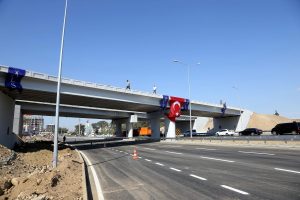 Bursa Mudanya Kavşağı'nda ilk etap trafiğe a&ccedil;ıldı