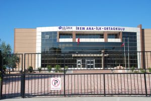 Bursa'daki FETÖ okulu sağlık meslek lisesi oldu