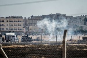 Kobani sınırında gergin anlar...
