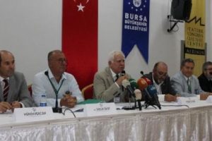 Bursaspor'da olağan divan kurulu ertelendi