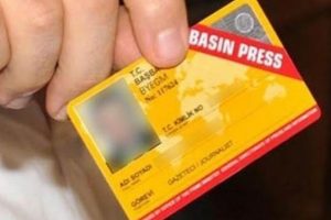 115 kişinin s&uuml;rekli basın kartı iptal edildi