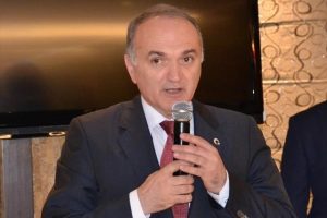 Bakan &Ouml;zl&uuml; pazar g&uuml;n&uuml;n&uuml; işaret etti