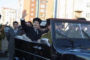 Atat&uuml;rk'&uuml;n Sivas'a gelişi temsili olarak canlandırıldı