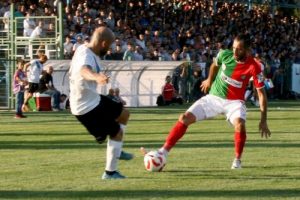 Karacabey Birlikspor'dan 4 goll&uuml; galibiyet