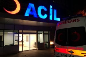 Bursa Nil&uuml;fer Belediyesporlu 4 sporcu ve 4 antren&ouml;r zehirlendi