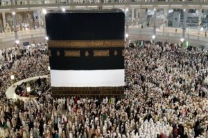 Kabe'de dualar T&uuml;rkiye'deki şehitler i&ccedil;in yapıldı