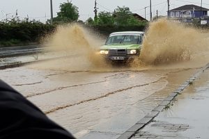 Rize'de sağanak heyelanlara sebep oldu