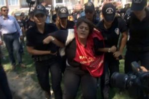İzinsiz g&ouml;steri 30 saniye s&uuml;rd&uuml;