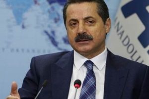 Faruk &Ccedil;elik: Bakanlıktan 733 kişi ihra&ccedil; edildi