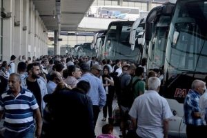 Bayramda yola &ccedil;ıkacaklar dikkat!