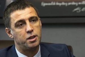 Hakan Ş&uuml;k&uuml;r'e 'hakaret' su&ccedil;undan dava