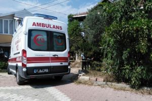 G&ouml;revden uzaklaştırılan &ouml;ğretmen intihar etti