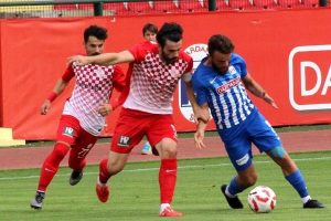 Orhangazispor 2'nci tura y&uuml;kseldi