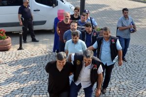 Bursa İneg&ouml;l'de FET&Ouml; operasyonunda 5 tutuklama