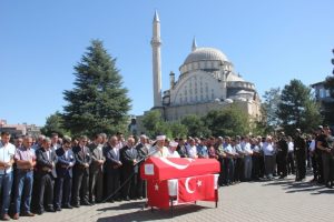 'Fırat Kalkanı' şehidine t&ouml;ren