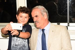 Bursa'da Suriyeli yetimlerden Başkan Altepe'ye anlamlı teşekk&uuml;r