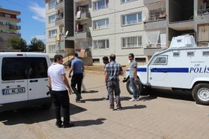 Sokak ortasında eski koca dehşeti
