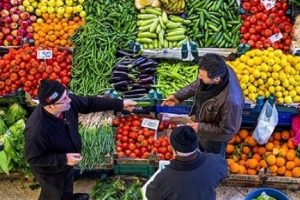 T&uuml;fenkci: Sebze-meyvenin y&uuml;zde 20 ucuzlaması bekleniyor