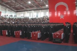 POMEM mezunlarını verdi