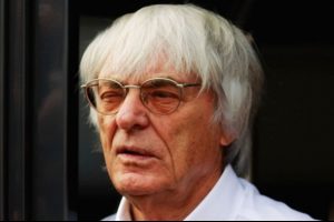 Ecclestone 3 yıl daha kalabilir!