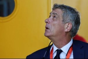 UEFA başkanlık se&ccedil;imi &ouml;ncesi şok karar