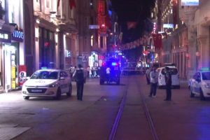 İstiklal Caddesi'nde d&uuml;d&uuml;kl&uuml; tencere alarmı