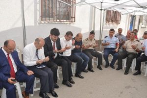 Bursalı şehidin evine ziyaret&ccedil;i akını