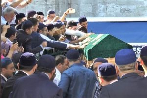 Eski Ulaştırma Bakanı son yolculuğuna uğurlandı