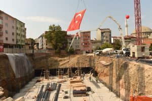 Bursa Elmasbah&ccedil;eler'e modern okul