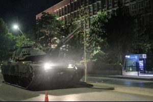 15 Temmuz ve 'FET&Ouml;' hakkında d&uuml;zenlenen brifinglerin &uuml;&ccedil;&uuml;nc&uuml;s&uuml; yapıldı