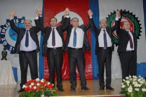&Ouml;z İplik-İş: Boydak Holding'in TMSF'ye devredilmesinden dolayı &uuml;z&uuml;nt&uuml;l&uuml;y&uuml;z