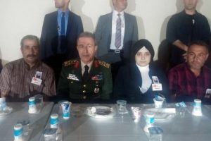 Orgeneral Akar'dan şehidin ailesine taziye ziyareti