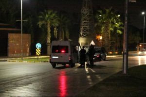 Ege &Uuml;niversitesi'nde bomba paniği